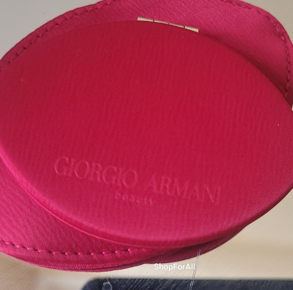 Giorgio Armani Compact Mirror - Picture 4 of 6